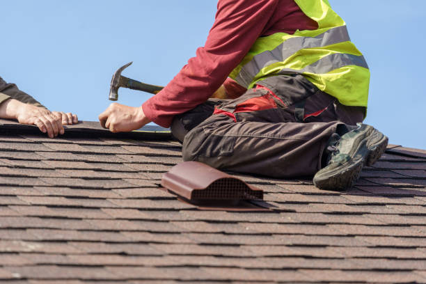 Best Storm Damage Roof Repair  in Oak Trail Shores, TX